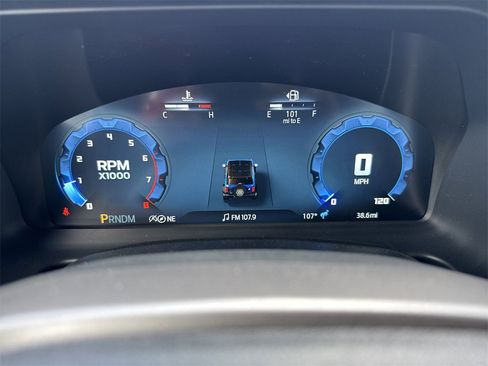 New 2025 Ford Bronco 4-Door image 18