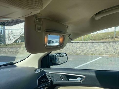 Used 2022 Ford Edge SEL w/ Convenience Package image 33