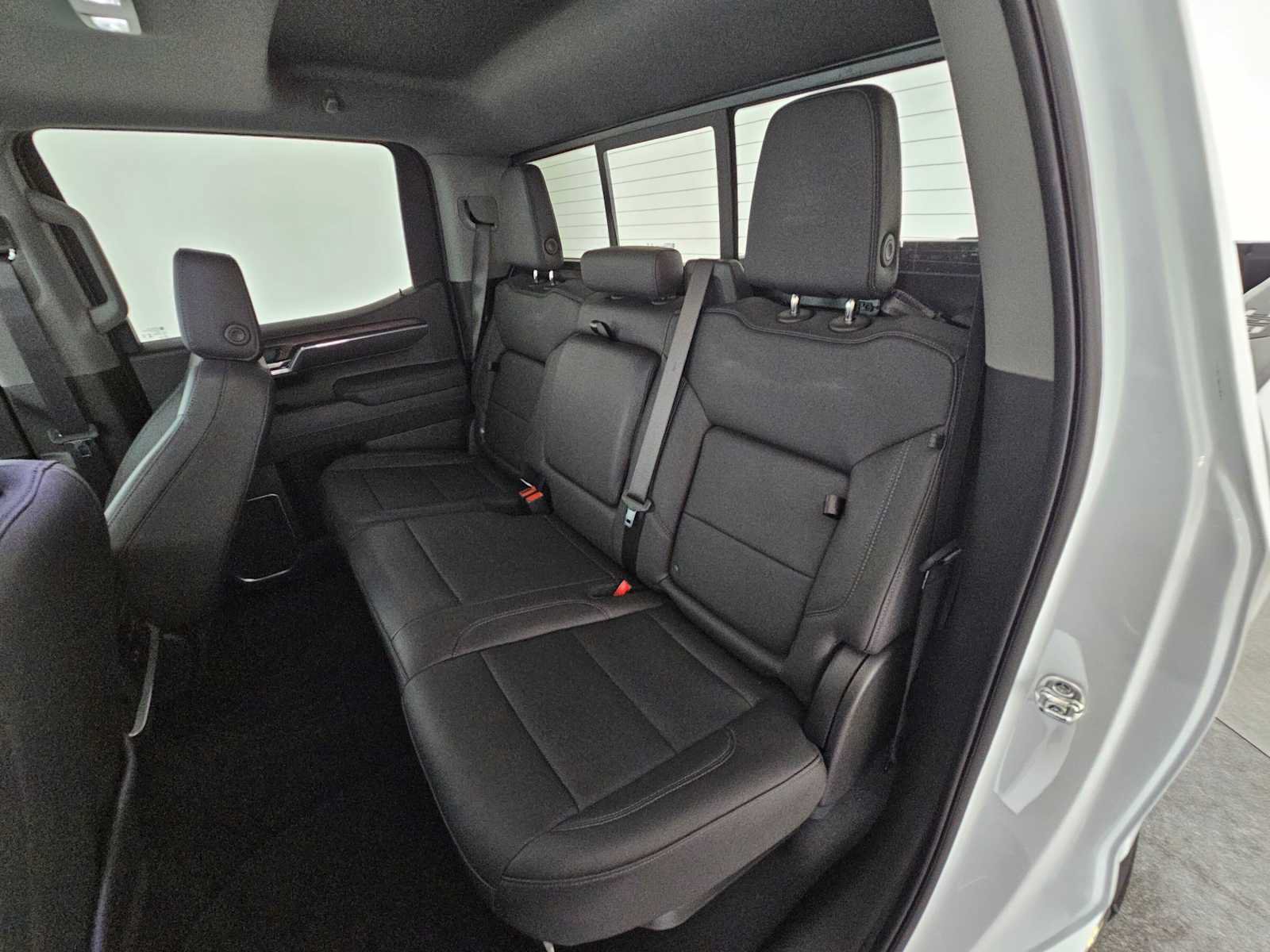 Used 2026 GMC Sierra 1500 SLT w/ SLT Premium Package AWD/4WD image 17