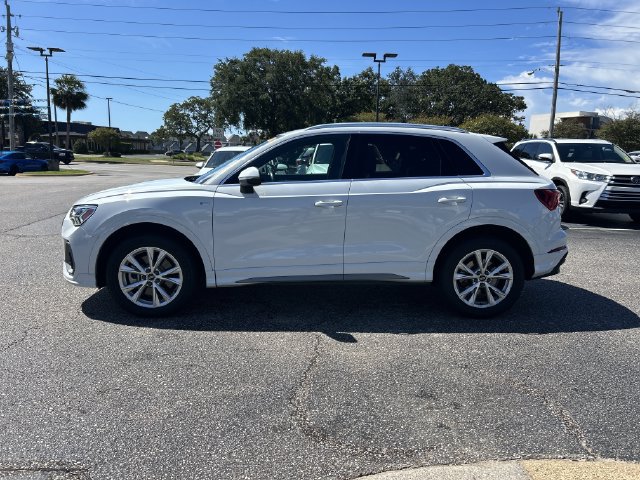 Used 2023 Audi Q3 2.0T Premium AWD/4WD image 7