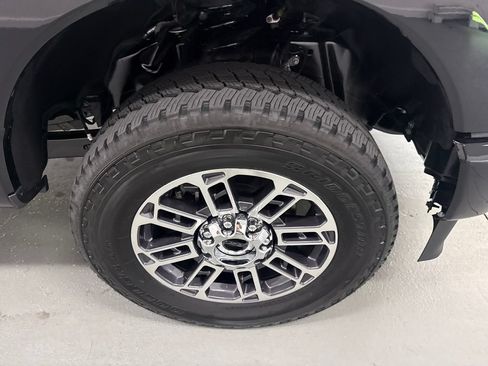 New 2026 Ford F250 Platinum w/ Platinum Plus Package AWD/4WD image 5