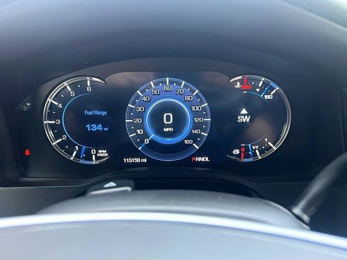 Used 2019 Cadillac Escalade ESV Luxury AWD/4WD image 14