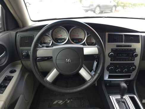 Used 2006 Dodge Charger R/T w/ Road/Track Performance Group RWD image 21