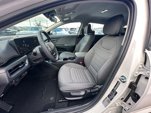 New 2025 Kia K4 EX image 24