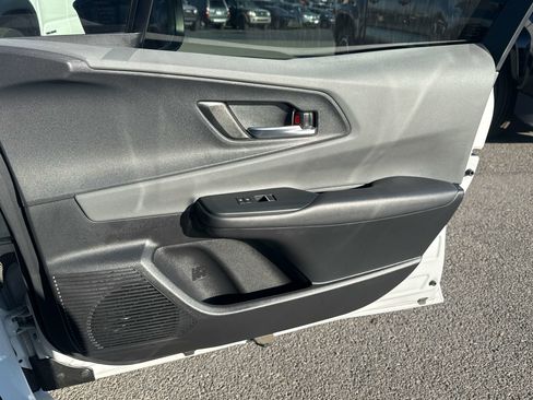 Used 2023 Toyota Prius XLE image 21