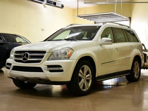 Used 2012 Mercedes-Benz GL 450 4MATIC image 5