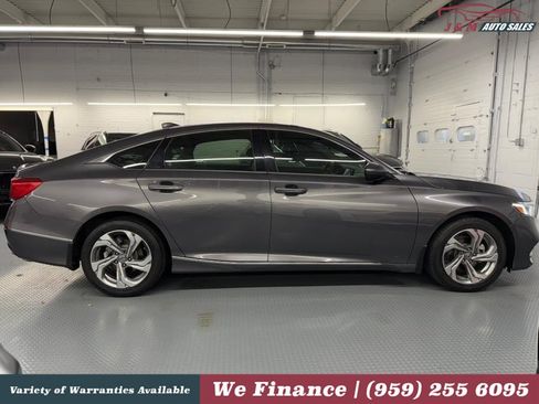Used 2020 Honda Accord EX image 7