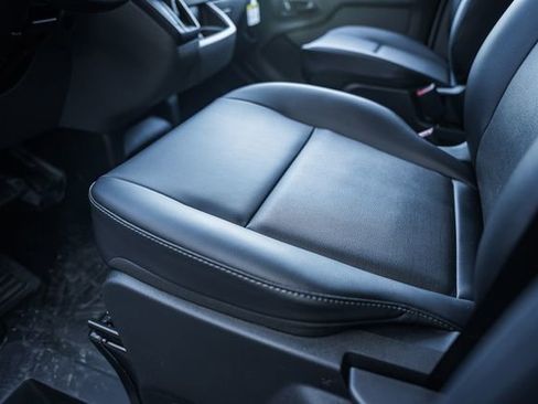 New 2026 Ford Transit 250 148 Medium Roof image 38