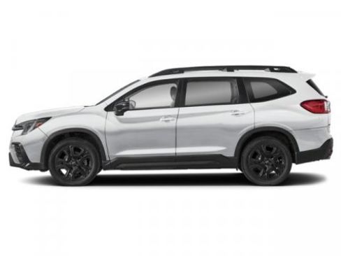 Used 2025 Subaru Ascent Onyx Edition image 3