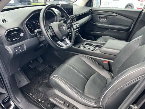 Used 2023 Honda Pilot Elite image 5