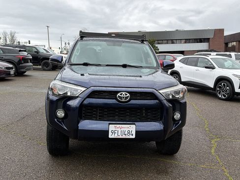 Used 2017 Toyota 4Runner SR5 w/ Four Season Floor Mat Package image 2