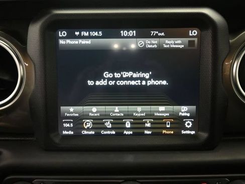 Used 2023 Jeep Wrangler Unlimited Sahara w/ Cold Weather Group AWD/4WD image 19