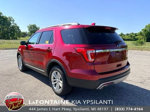 Used 2016 Ford Explorer XLT w/ Equipment Group 202A FWD image 3
