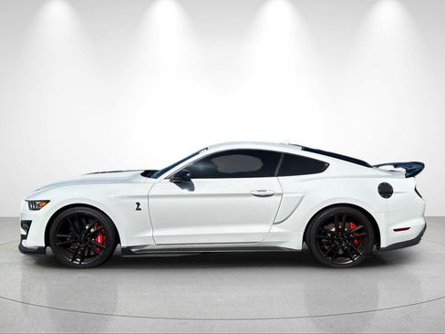 Used 2021 Ford Mustang Shelby GT500 w/ Technology Package RWD image 2