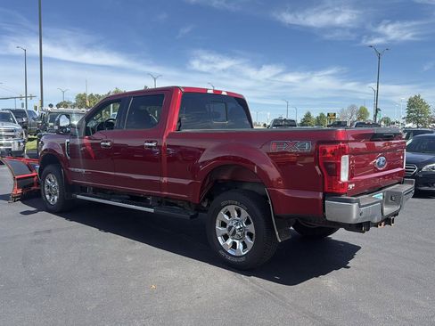 Used 2019 Ford F350 Lariat w/ Lariat Ultimate Package AWD/4WD image 3