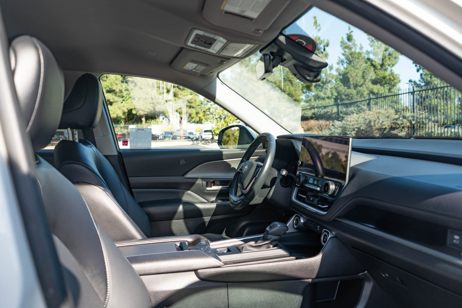 Certified 2024 Toyota Grand Highlander FWD image 22