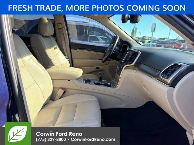 Used 2014 Jeep Grand Cherokee Limited w/ Luxury Group II AWD/4WD image 14