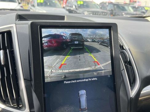 Used 2023 Ford Edge SEL w/ Convenience Package image 15