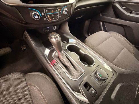 Used 2020 Chevrolet Traverse LS w/ LPO, Floor Liner Package FWD image 18