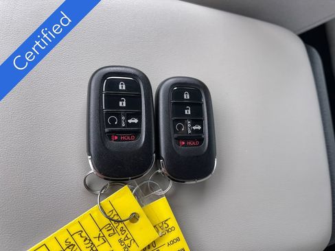 Certified 2025 Honda Accord LX image 31