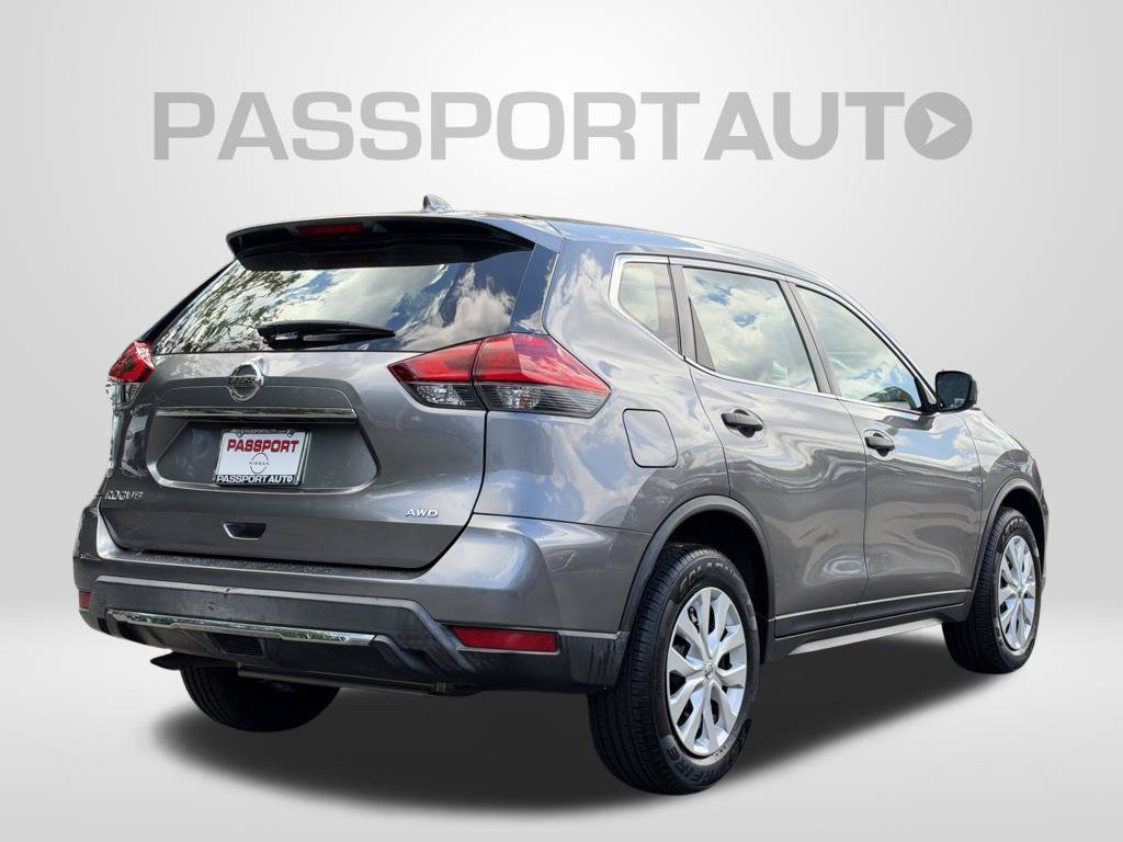 Used 2017 Nissan Rogue S AWD/4WD image 8