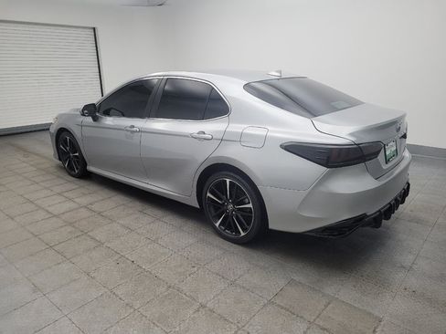 Used 2019 Toyota Camry LE FWD image 3