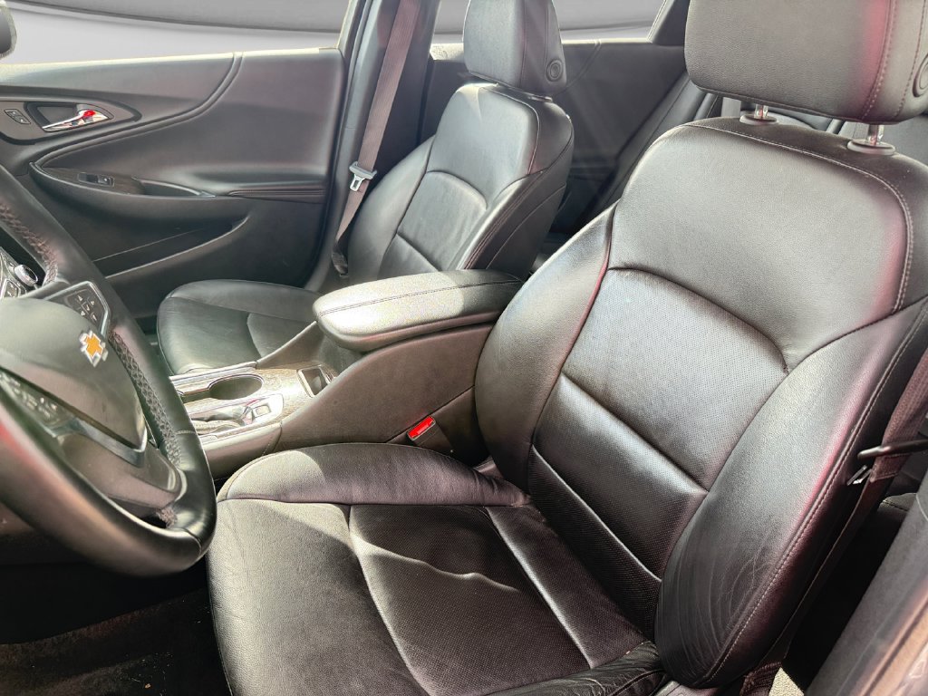 Used 2024 Chevrolet Malibu LT FWD image 21