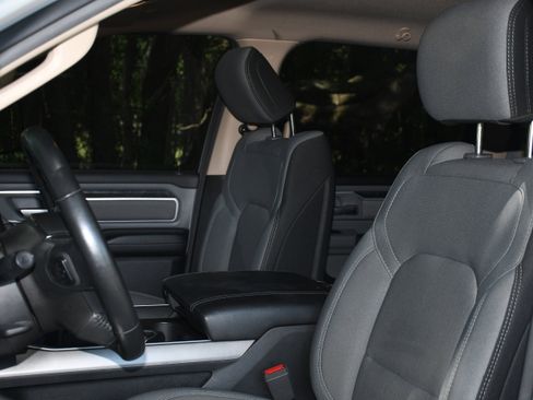 Used 2020 RAM 1500 Big Horn RWD image 11