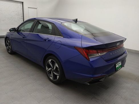 Used 2023 Hyundai Elantra Limited image 3