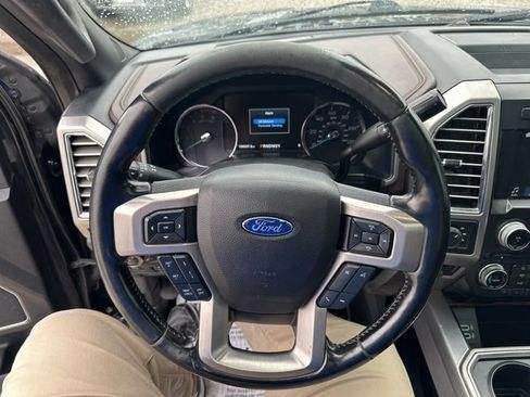 Used 2017 Ford F350 Platinum w/ Platinum Ultimate Package image 15