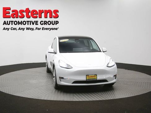 Used 2022 Tesla Model Y Long Range AWD/4WD image 46