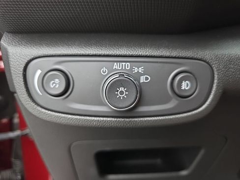 Used 2023 Chevrolet TrailBlazer RS AWD/4WD image 24