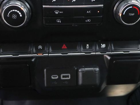 Used 2020 Chevrolet Silverado 1500 LT RWD image 34