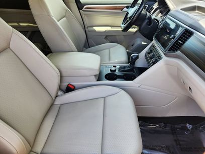 Used 2021 Volkswagen Atlas SE