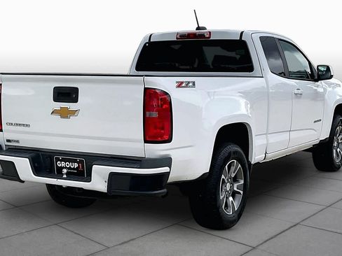 Used 2015 Chevrolet Colorado Z71 AWD/4WD image 12