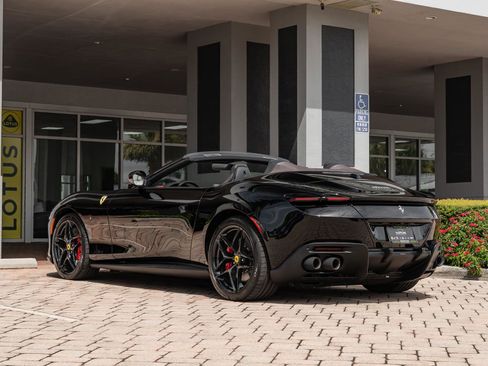 Used 2025 Ferrari Roma Spider image 42