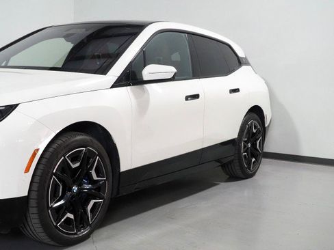 Used 2024 BMW iX xDrive50 w/ Sport Package image 68