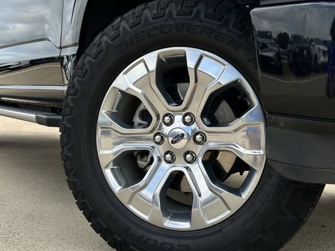 Used 2022 Ford F150 XLT w/ Equipment Group 302A High AWD/4WD image 10