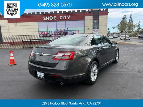 Used 2018 Ford Taurus SEL w/ Equipment Group 201A FWD image 4