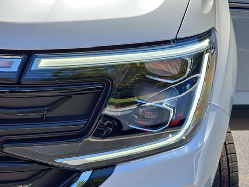 New 2026 Volkswagen Atlas Cross Sport SE AWD/4WD image 30