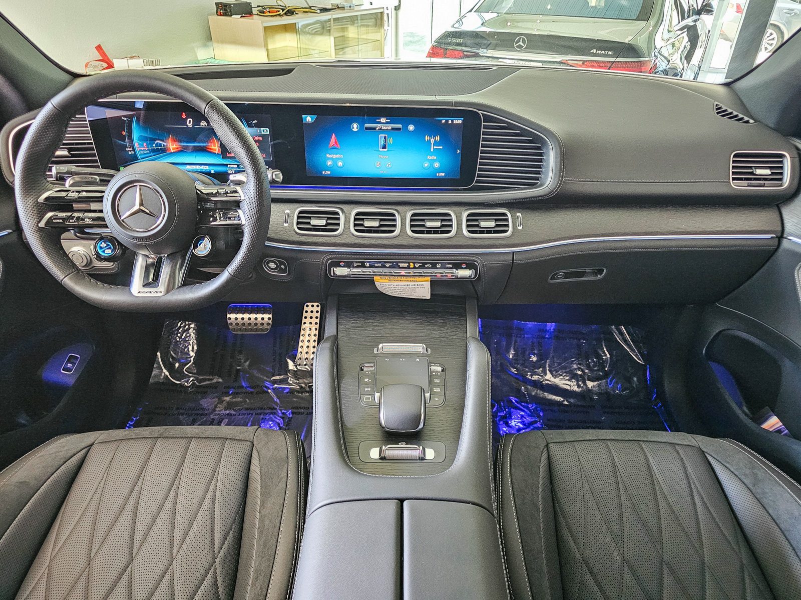 New 2026 Mercedes-Benz GLE 53 AMG 4MATIC Coupe image 12