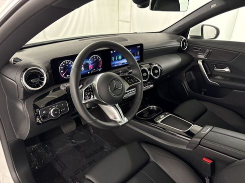 Certified 2026 Mercedes-Benz CLA 250 image 4