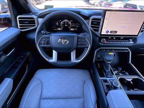 Used 2025 Toyota Tundra Limited image 6