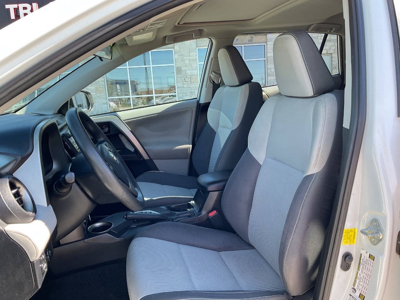 Used 2013 Toyota RAV4 XLE AWD/4WD image 15