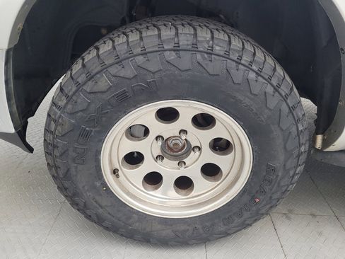 Used 2016 RAM 1500 Laramie AWD/4WD image 31