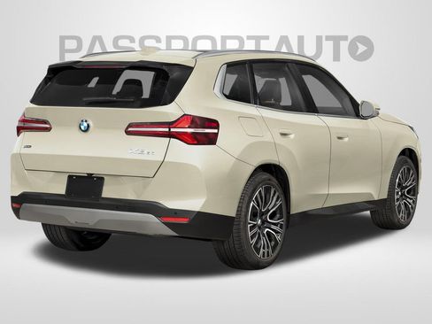 Used 2026 BMW X3 xDrive30i w/ Convenience Package AWD/4WD image 2