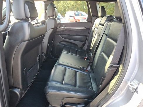 Used 2021 Jeep Grand Cherokee Limited image 10