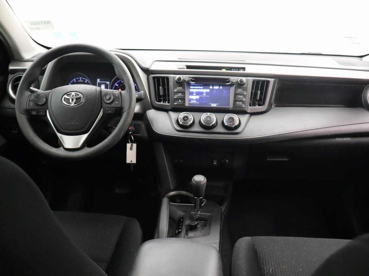 Used 2017 Toyota RAV4 LE w/ Carpet Mat Package FWD image 6