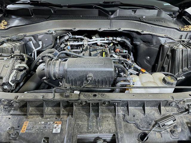 Certified 2024 Ford Explorer XLT w/ Equipment Group 202A AWD/4WD image 35