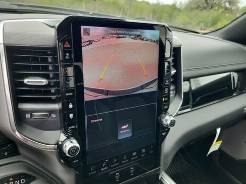 New 2026 RAM 1500 Laramie AWD/4WD image 23